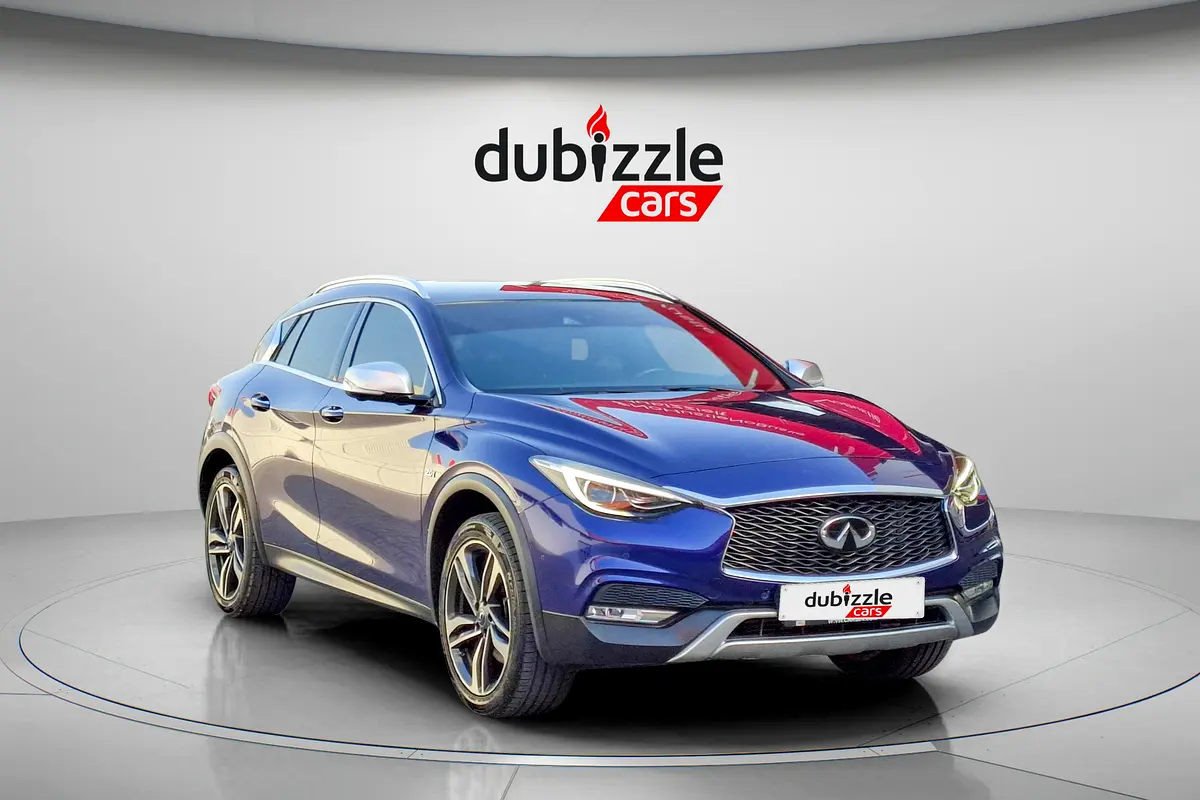 Infiniti QX30 2019 — photo 1 of 14