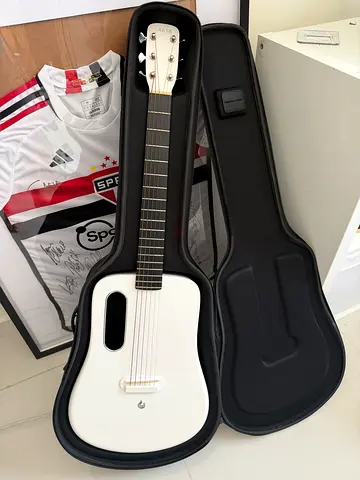 LAVA ME 2 Guitar