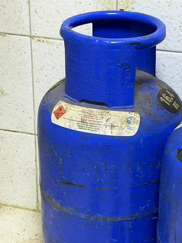 Used Blue LPG Gas Cylinder 15.4 - Good Condition