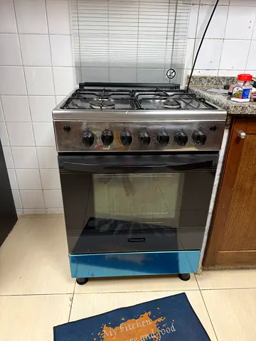Stainless Steel 4-Burner Gas Cooker with Oven – Good Working Condition