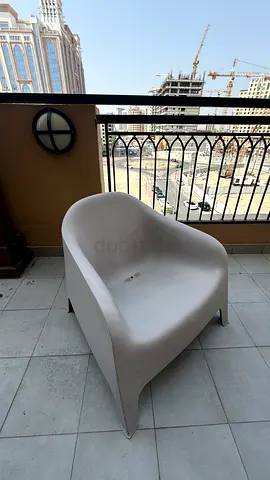 Outdoor Plastic Lounge Chairs