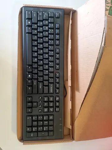 Wired Full-Size USB Keyboard - Black (Good Working Condition)