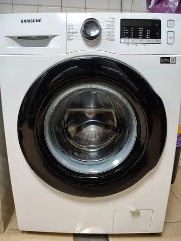 Samsung Front Load Washing Machine - 8kg (Good Working Condition)