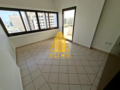 Splendid 3BHK With Balcony & Closed Kitchen