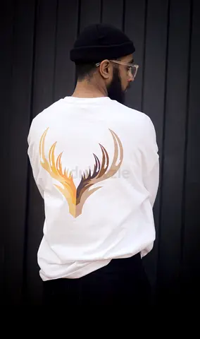 White long-sleeve graphic tee with deer antler print (mens, size M)
