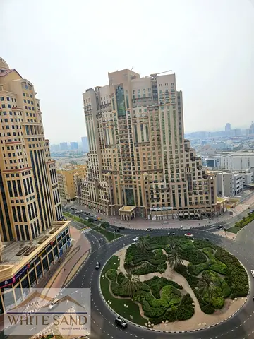 INVESTOR  DEAL  STUDIO  I  PALACE TOWER 2  I    HIGH  ROI