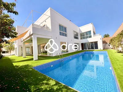 Luxurious | Spacious N Bright | Prime Location