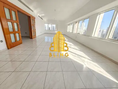 Spacious 3BHK With Built-In Cupboards & Glossy Ceramics