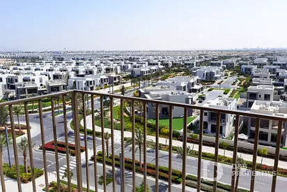 Villa View | High Floor | Available Now