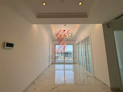 Modern Corner 1BR | Butterfly Garden View | Prime Location