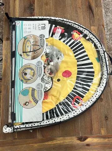 Foldable Baby Play Gym / Activity Mat with Hanging Toys (Like New)