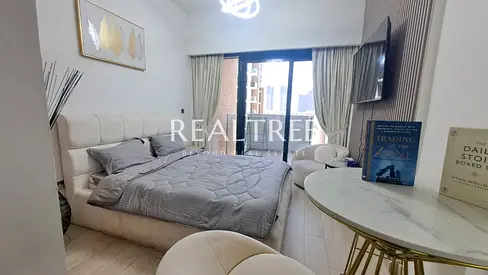 Fully Furnished | Ready to Move | Community View