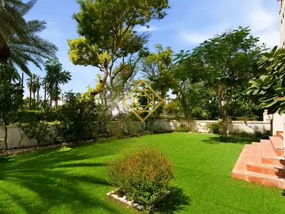Community View | Chiller Free | Private Garden