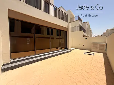 Community Expert | Brand New | Corner Unit