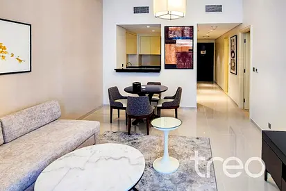 Available I Fully furnished I 6 months