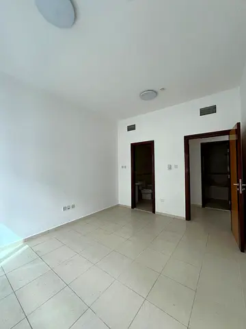 Spacious 3BR Family Apartment for Annual Rent in Al Majaz 3 – with Balcony & Ready to Move In!