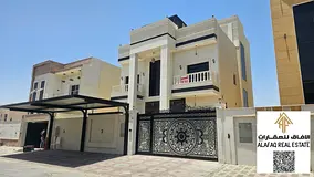 With luxurious finishing and a practical modern design _ Private pool _ Outdoor parking