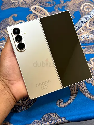 Samsung Z fold 7 silver TDRA uae 256 Gb