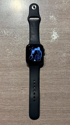Apple Watch SE (2nd Gen) 44mm Aluminium, 32GB - Used Box and charging cable available Battery 92%