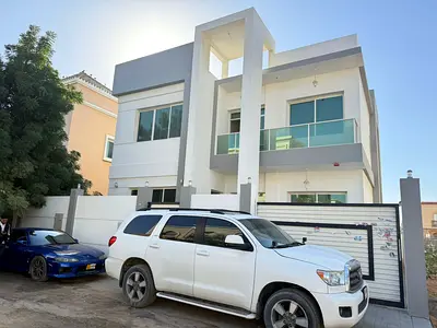 للإيجار فيلا في الياسمين  – عجمان 🏡 السعر ممتاز 100 الف علي دفعات