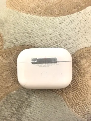 Apple AirPods Pro (1st gen) charging case - used