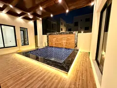 For rent a villa in Al Helio 2 in Ajman, 6 master bedrooms, a majlis, a hall, a maid's room, and