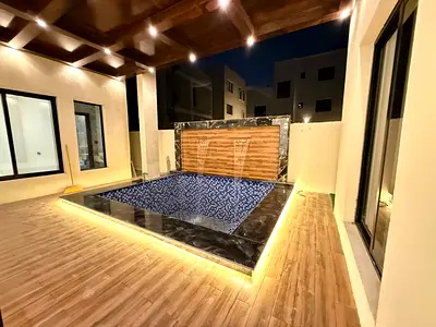 For rent a villa in Al Helio 2 in Ajman, 6 master bedrooms, a majlis, a hall, a maid's room, and a store