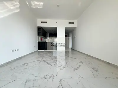 Closed Kitchen | Fitted Appliances | Open View