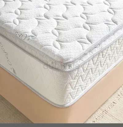 Mattress  kinng size for free