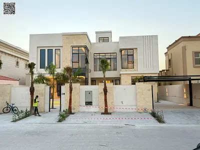 Luxury villa for sale with a large built-up area, opposite the mosque and close to schools and services. Ready for immediate occupancy.