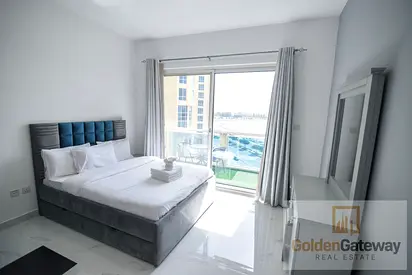 UPGRADED | FURNISHED | LAKE FACING | PARKING |