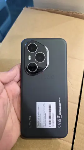 Honor smartphone - good condition, 3-camera back, unlocked