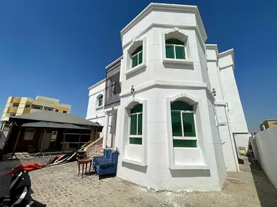 🏢 Residential/Commercial Villa for Rent in Al Rawda 1, Ajman | 8 Rooms + 2 Living Rooms + Majlis + Prime Location | 160,000 AED (Negotiable) 💸