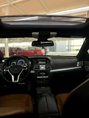 2015 Mercedes-BENZ E-CLASS photo 14