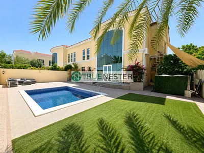 Semi-Detached 5BR + Maid Villa | Close to Beach | Jumeirah 1