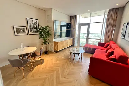 BILLS INCLUDED | HIGH FLOOR | UPGRADED