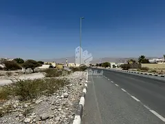 Residential land for sale in Ras Al Khaimah - Saih Al Ghub.