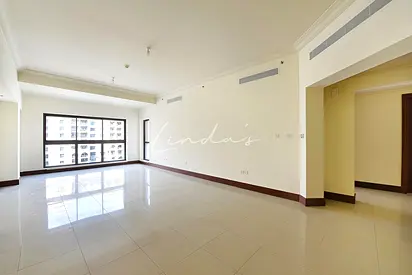 2 bedroom | Park View | Upgraded | Bright Unit