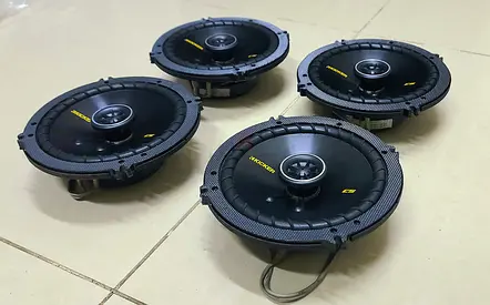 Kicker CS65 coaxail 6.5 inch speakers