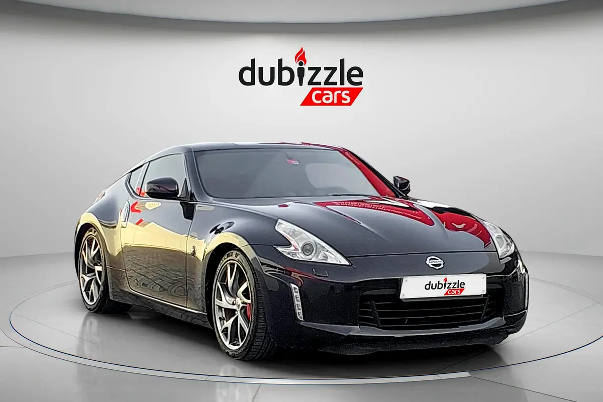 Nissan 370z 2016 — photo 1 of 16