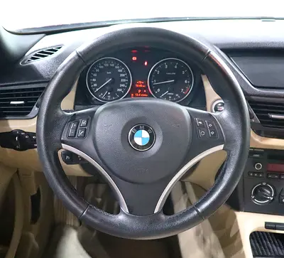 صورة 13 لـ 2011 BMW X1