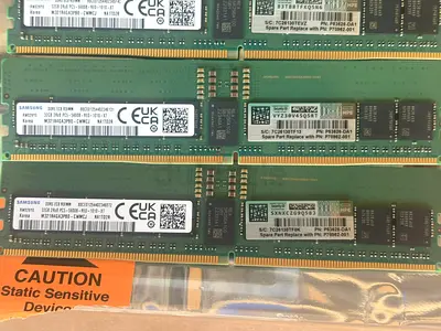 HPE DDR5 P53626-DA1 32GB Dual Rank x8 PC5-5600B-R RDIMM Gen11 Server Memory P70962-001