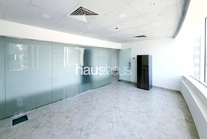 Canal View | Vacant | 3 Parking