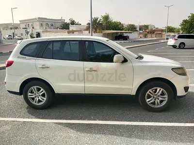 Hyundai Santa Fe 2012 GCC Specs