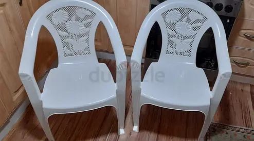 2 plastic chairs 30 dhs