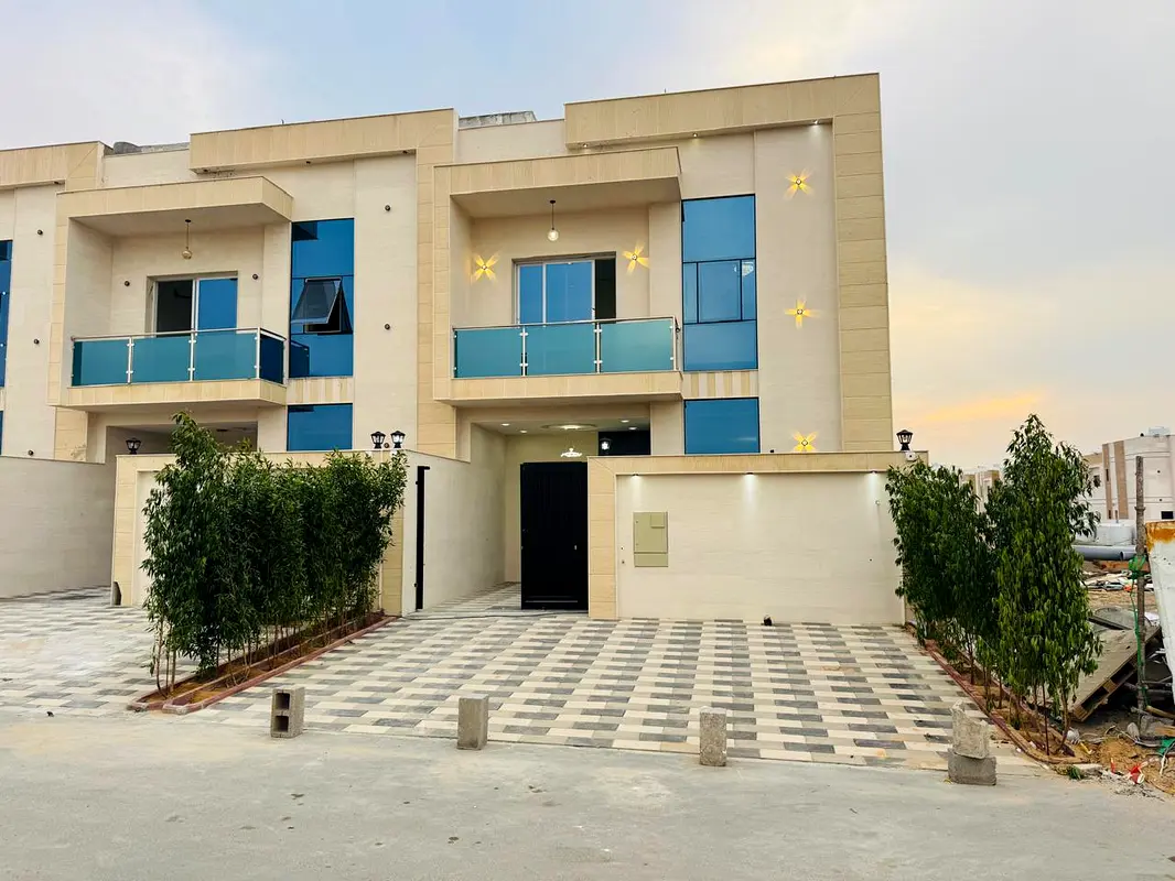 🏡 Villa for sale in Al Helio 2 | Two floors + roof | 5 master bedrooms | Majlis and living room | Maid's room | Central air conditioning | AED 1,370,