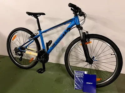 Giant ATX Mountain Bike 26” – Brand New / Not Used  Quality Giant ATX mountain bike