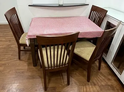 4-Seater Dining Table Set with Chairs – Solid Wood – Good Condition