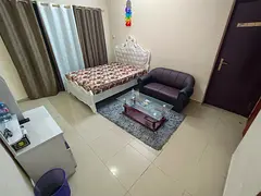 Master room available