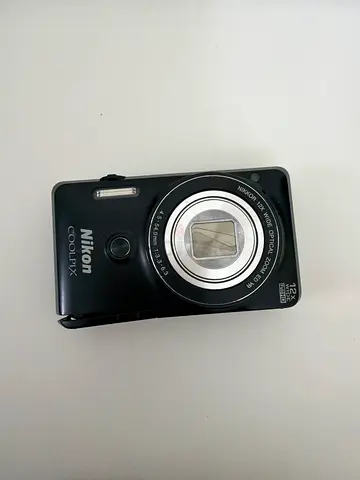 Nikon S6900 digital camera